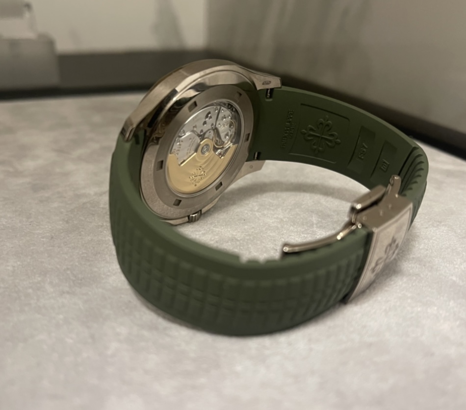 Patek Philippe Aquanaut 5168G White Gold, Green 2021