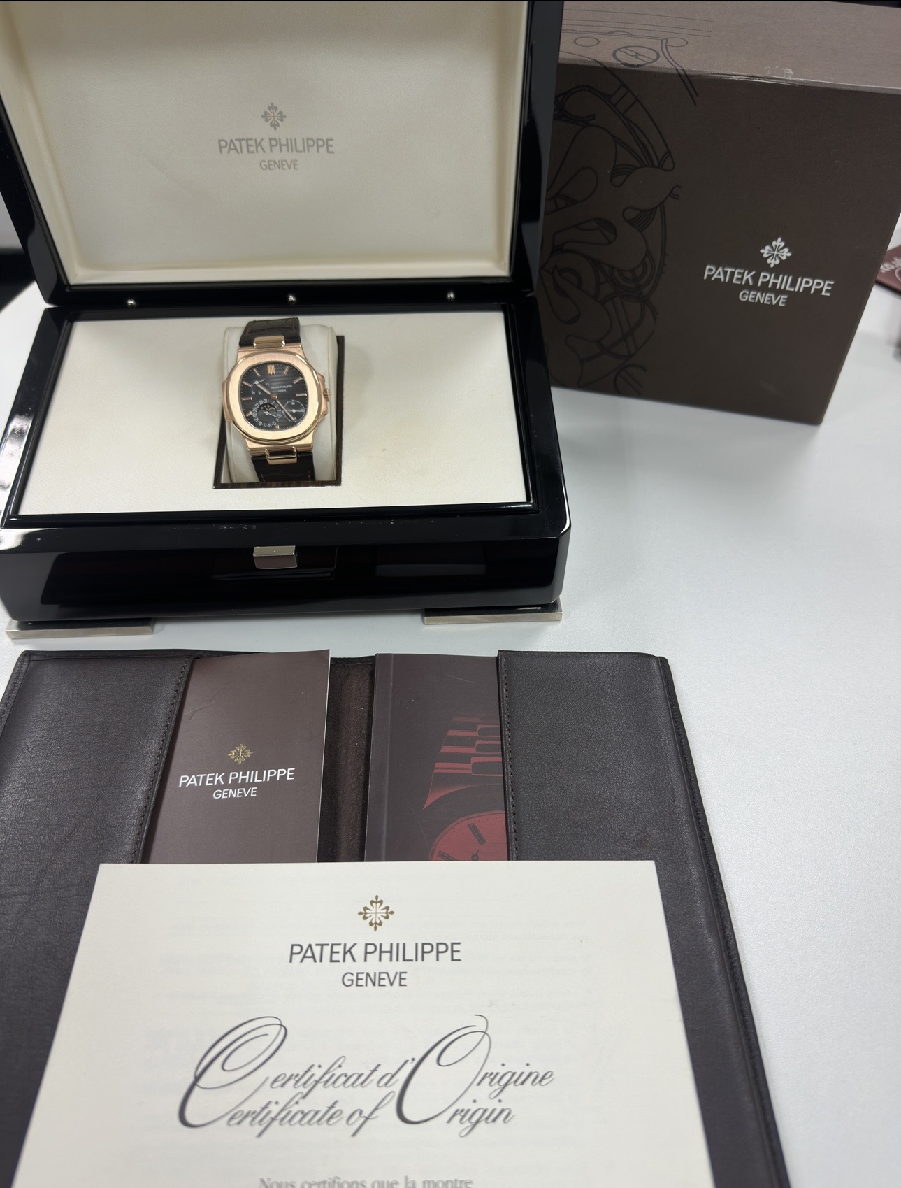 Screenshot Patek Philippe Nautilus 5712r