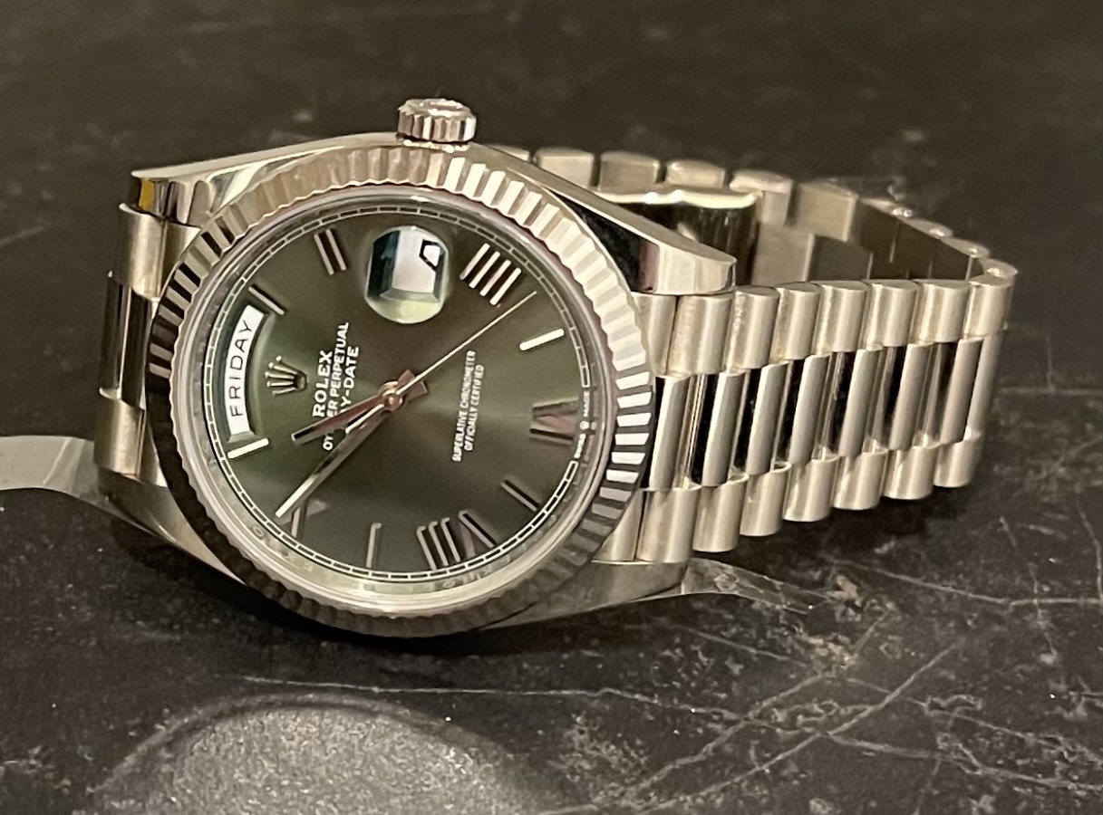 Rolex Day-Date 40 Olive  Dial White Gold - 228239- 2021 - Unworn