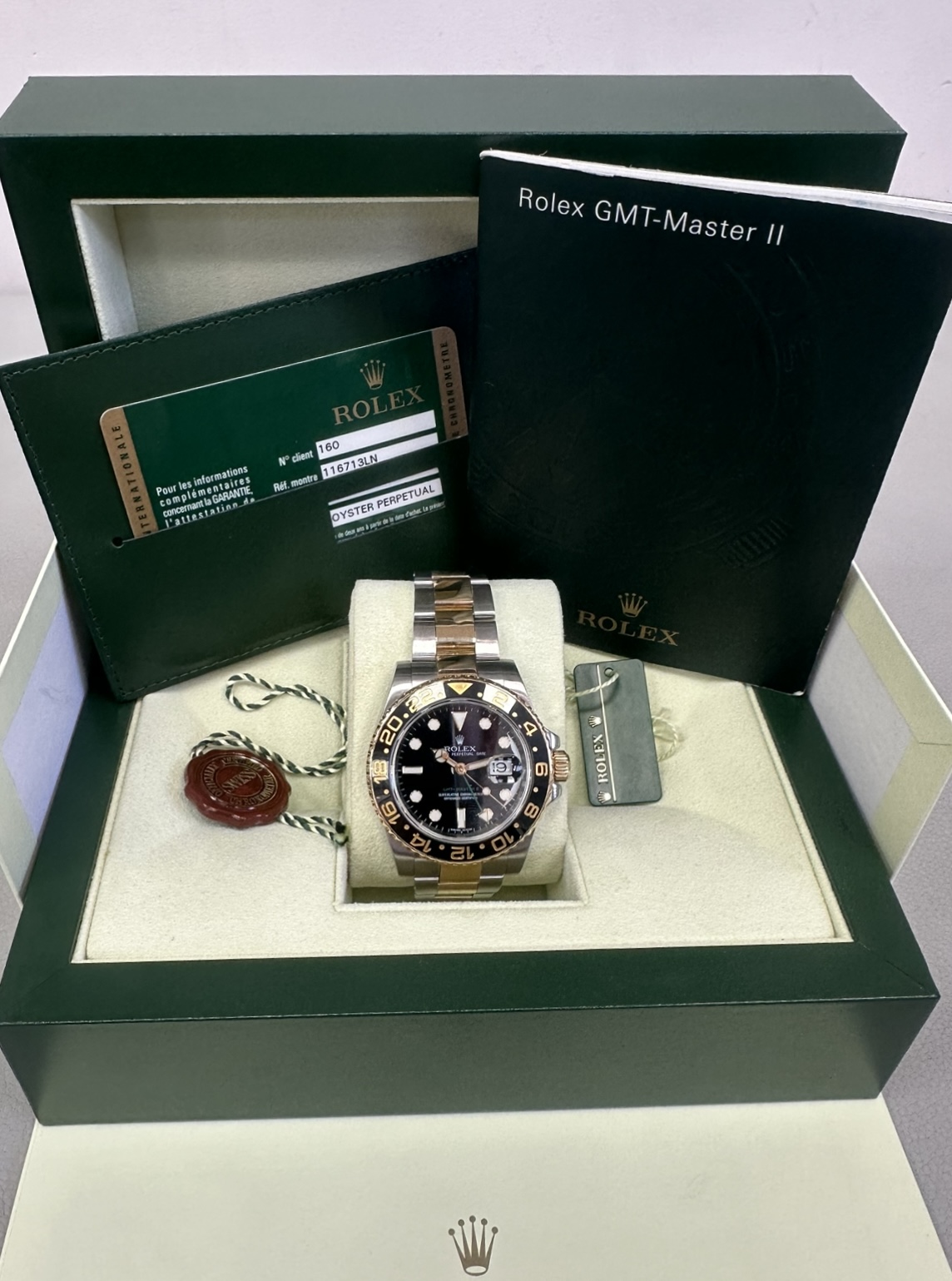 Rolex GMT Master II 116713LN BI Metal.