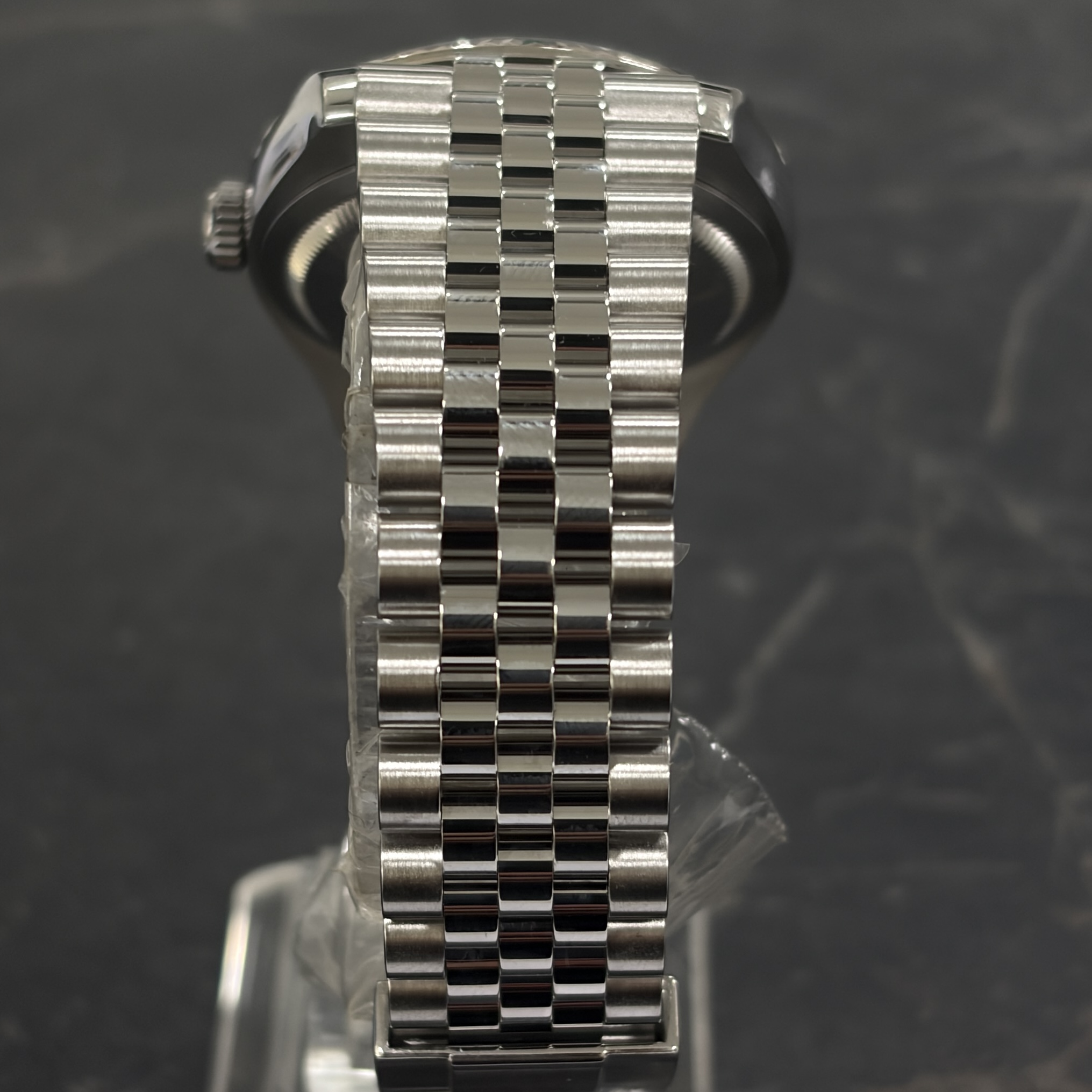 IMG_1712 Rolex Datejust 36 126234 Silver Diamond Dial Jubilee 2020 Full Set